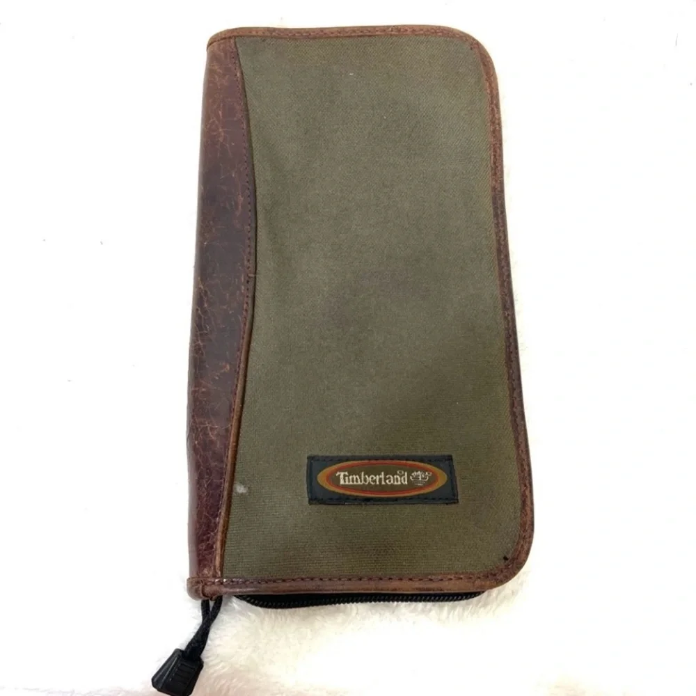 Vintage 90’s Timberland Passport Wallet Canvas and Leather